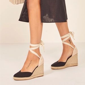 NIB Reformation Camille Espadrille size 8 runs big 9